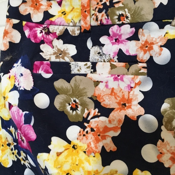 Anthropologie Cartonnier Floral Crop Trous… - Picture 4 of 9